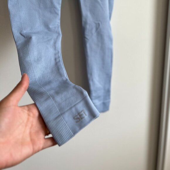 Set Active | Sculptflex High Waisted Seamless Leggings - Capri - Picture 6 of 8